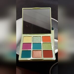 NEW BEACH BUM SHADOW PALETTE Kara Duo Eye Shadow Beauty!!